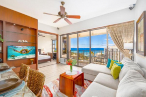 Upscale Penthouse with Ocean Views - Free Parking